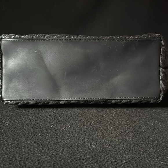 Black woven Fossil purse - Picture 4 of 5